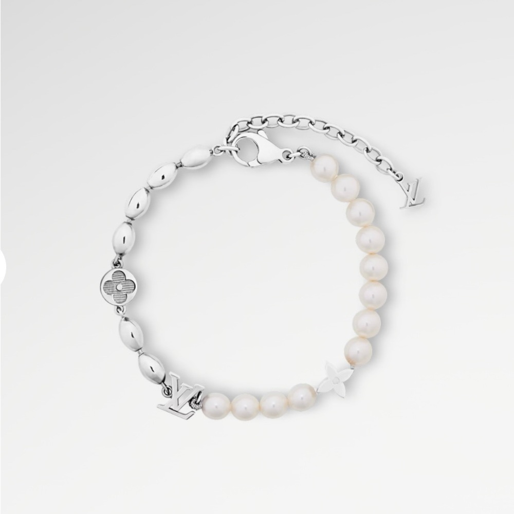 Louis Vuitton Pearl and Silver Bracelet - Picture 5 of 6